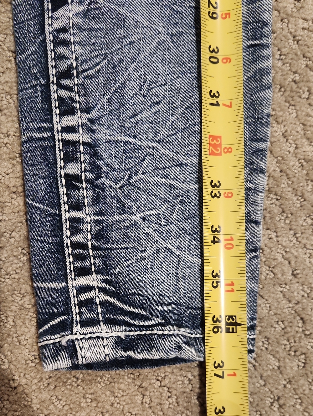 NEW True Luck Women’s Skinny Jeans in Washed Blue 11/12 - Picture 6 of 10